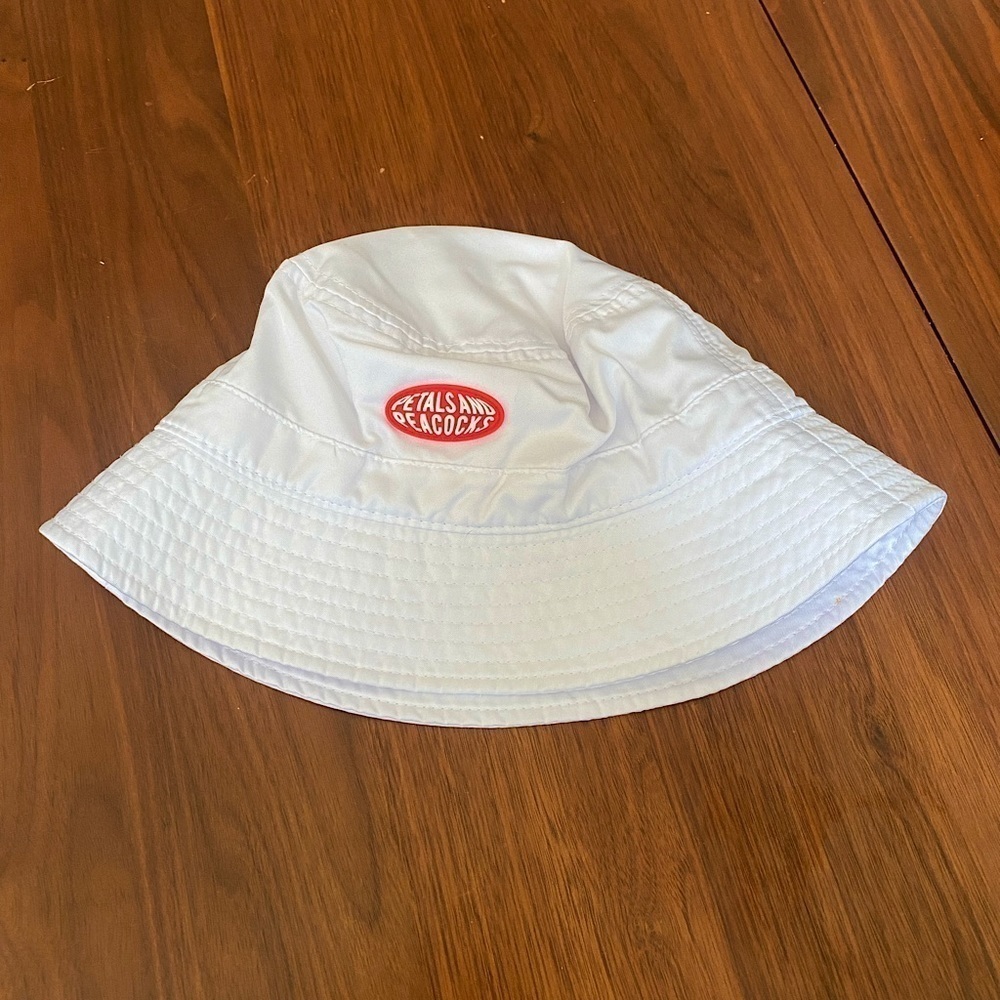 Retro Petals And Peacocks Bucket Hat